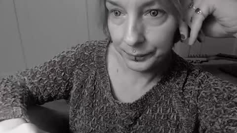 Ifk Donkeys online show from 11.26.25