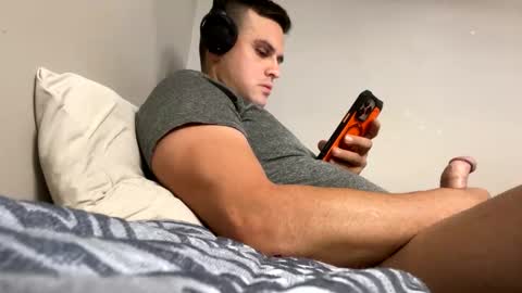 Snapshot of ignacio188902 chatting on 09.23.25 Jerkingoff online show from 09.23.25