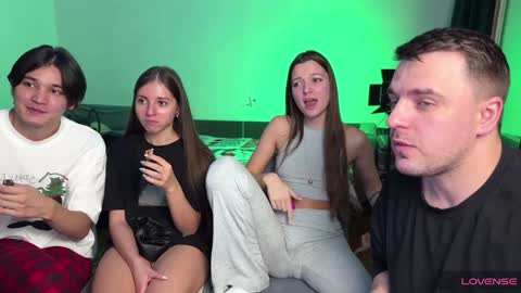 Snapshot of ihavepaws33 chatting on 01.29.25 Julia and Mira online show from 01.29.25