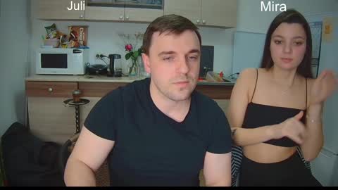 Snapshot of ihavepaws33 chatting on 02.09.25 Julia and Mira online show from 02.09.25