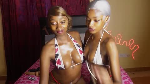 Snapshot of iiam_hailey chatting on 11.15.25 Hailey online show from 11.15.25