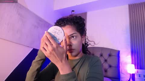 Snapshot of iisabella_smith_ chatting on 01.27.25 Isa online show from 01.27.25