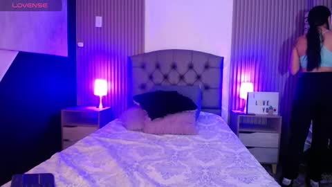 Snapshot of iisabella_smith_ chatting on 02.24.25 Isa online show from 02.24.25