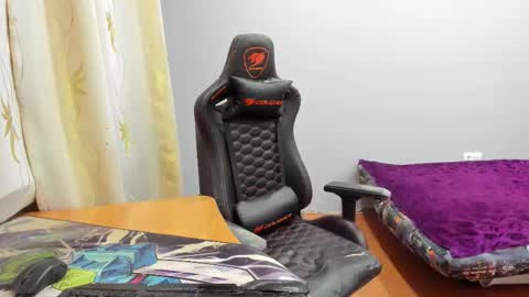 iliaskris online show from 12.18.25