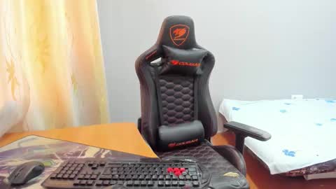 Snapshot of iliaskrislove chatting on 01.17.26 iliaskris online show from 01.17.26