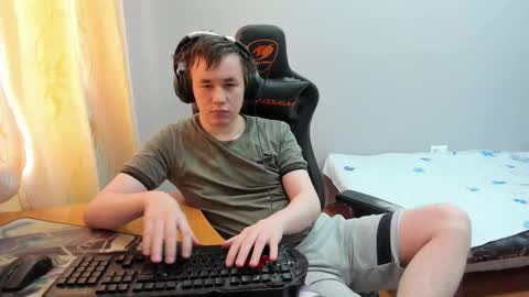 Snapshot of iliaskrislove chatting on 01.18.26 iliaskris online show from 01.18.26