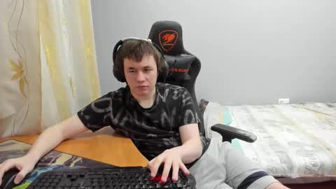 Snapshot of iliaskrislove chatting on 02.08.26 iliaskris online show from 02.08.26