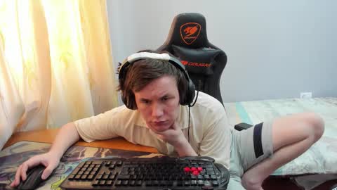 Snapshot of iliaskrislove chatting on 02.19.26 iliaskris online show from 02.19.26