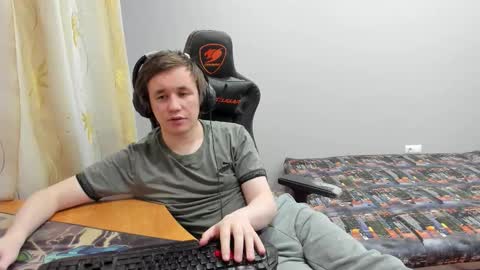 Snapshot of iliaskrislove chatting on 02.22.26 iliaskris online show from 02.22.26