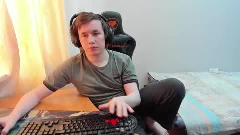 Snapshot of iliaskrislove chatting on 03.06.26 iliaskris online show from 03.06.26