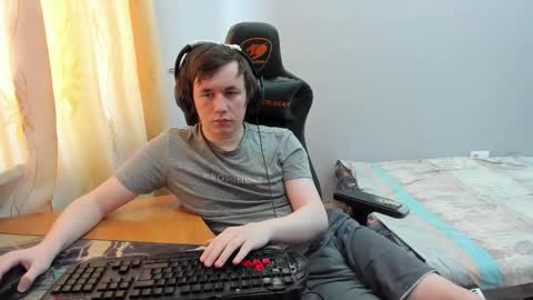 Snapshot of iliaskrislove chatting on 03.10.26 iliaskris online show from 03.10.26