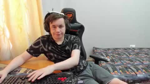 Snapshot of iliaskrislove chatting on 03.16.26 iliaskris online show from 03.16.26