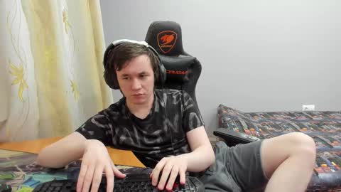 Snapshot of iliaskrislove chatting on 03.17.26 iliaskris online show from 03.17.26