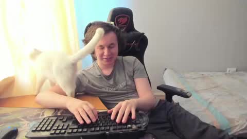 Snapshot of iliaskrislove chatting on 03.21.26 iliaskris online show from 03.21.26