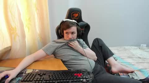 Snapshot of iliaskrislove chatting on 03.23.26 iliaskris online show from 03.23.26