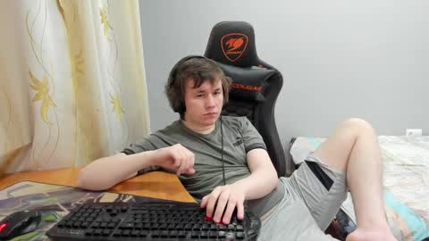 Snapshot of iliaskrislove chatting on 03.26.26 iliaskris online show from 03.26.26