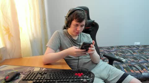 Snapshot of iliaskrislove chatting on 03.28.26 iliaskris online show from 03.28.26