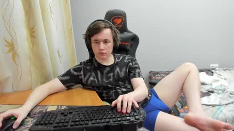 Snapshot of iliaskrislove chatting on 04.01.26 iliaskris online show from 04.01.26