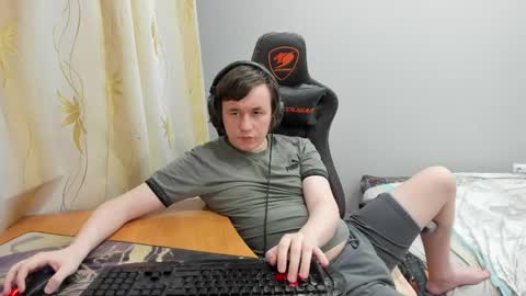 Snapshot of iliaskrislove chatting on 04.11.26 iliaskris online show from 04.11.26