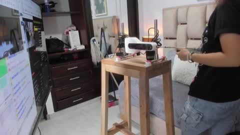 Snapshot of iliy_ chatting on 12.17.24 ILY online show from 12.17.24