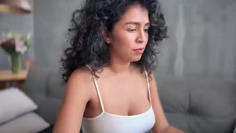 Snapshot of illaroom chatting on 11.09.25 Kloe online show from 11.09.25