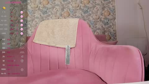 Snapshot of illegal_lorry chatting on 09.29.25 illegal_lorry online show from 09.29.25