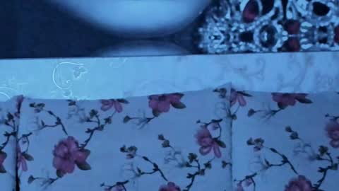 Snapshot of illegalbeauty87 chatting on 02.21.25 Ingrid or more easier...Miss GoDDess Mistress online show from 02.21.25