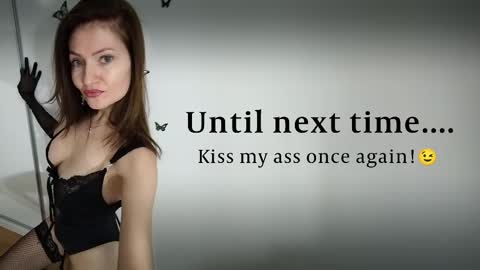 Snapshot of illegalbeauty87 chatting on 03.04.25 Ingrid or more easier...Miss GoDDess Mistress online show from 03.04.25