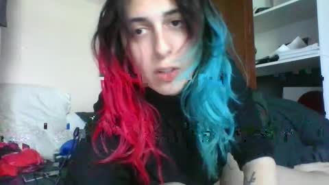 Snapshot of illlypad_lilac chatting on 05.12.26 Lilly online show from 05.12.26