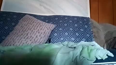 iloveitall86 online show from 09.24.25