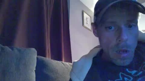 Ilovesquirterz1 online show from 02.05.25