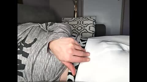 Ilovesquirterz1 online show from 02.28.25