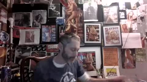 ilovewomensmokers0935 online show from 03.15.26