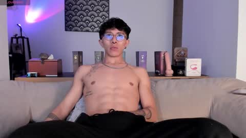 IM  THOMAS online show from 02.08.26