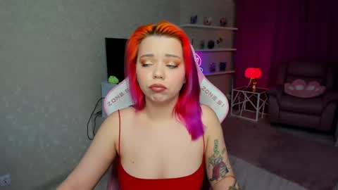 Roxy online show from 04.15.26