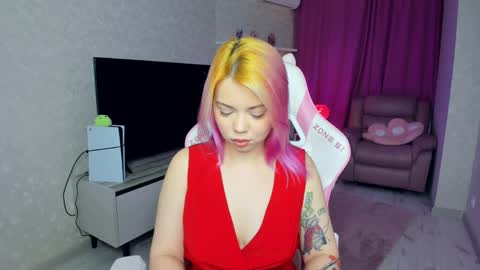 Snapshot of im__youre_sunshine chatting on 05.18.26 Roxy online show from 05.18.26
