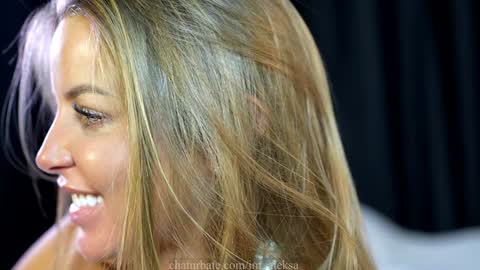 Snapshot of im_aleksa chatting on 12.31.24 Aleksa online show from 12.31.24