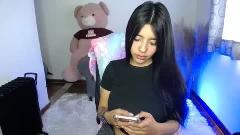 Alyn online show from 11.18.25