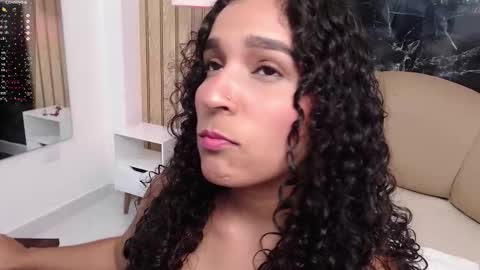 Belinda Mesa  online show from 02.17.26