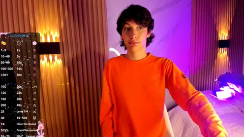 Snapshot of im_crisvega88 chatting on 01.30.25 criss online show from 01.30.25