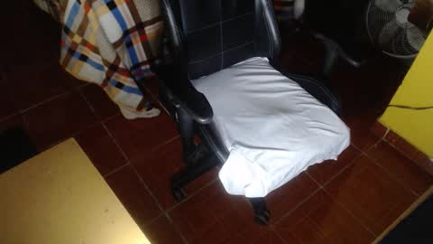 Snapshot of im_dave21 chatting on 11.19.25 im_dave21 online show from 11.19.25