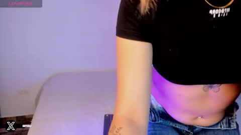 Snapshot of im_eli1 chatting on 09.17.25 Eli online show from 09.17.25