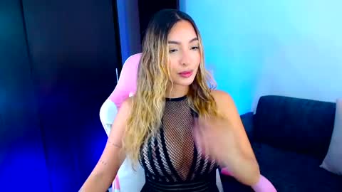 Grecia online show from 04.14.26