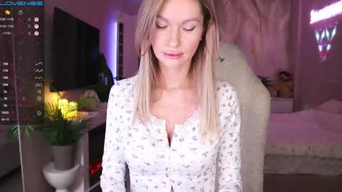 Snapshot of im_kristina chatting on 02.02.26 Kris online show from 02.02.26