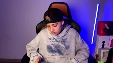 Laia online show from 02.20.25