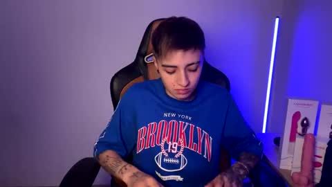 Laia online show from 02.25.25