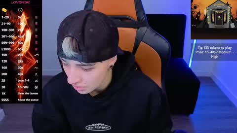 Laia online show from 10.22.25