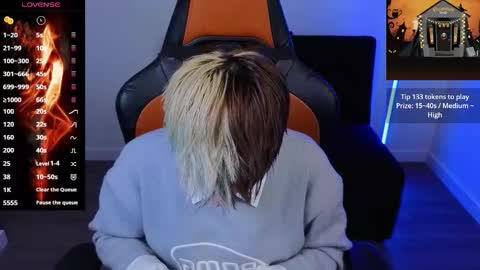 Laia online show from 10.24.25