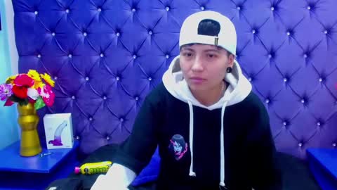 Snapshot of im_mathias chatting on 01.12.25 mathias online show from 01.12.25