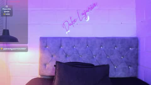 Snapshot of im_mia_dl chatting on 04.06.26 Mia online show from 04.06.26